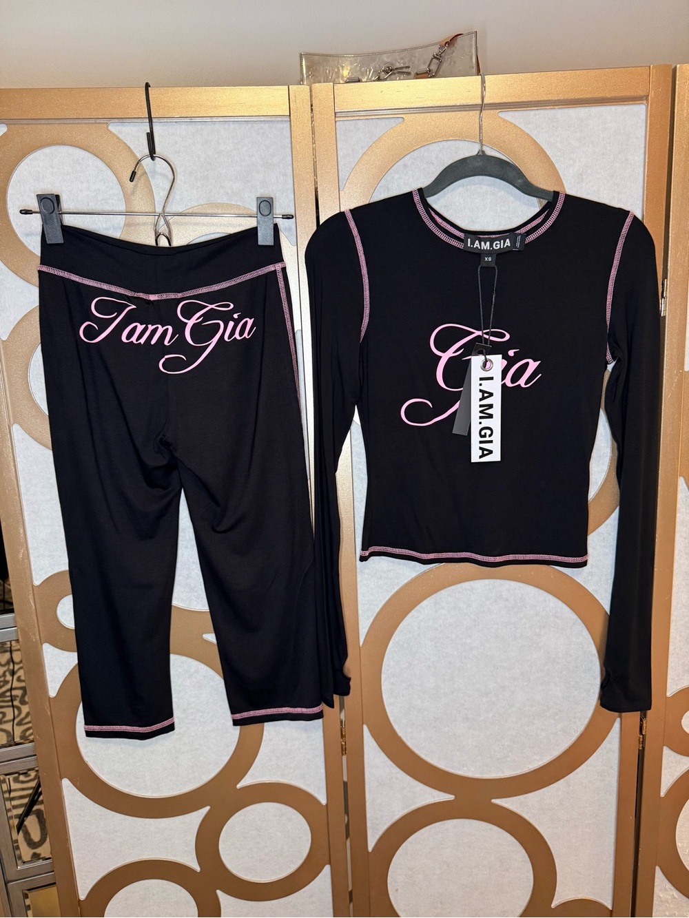 I.AM.GIA Blare Long Sleeve Top (XS) & Capri Pant (XXS) Set NWT - Picture 7 of 13